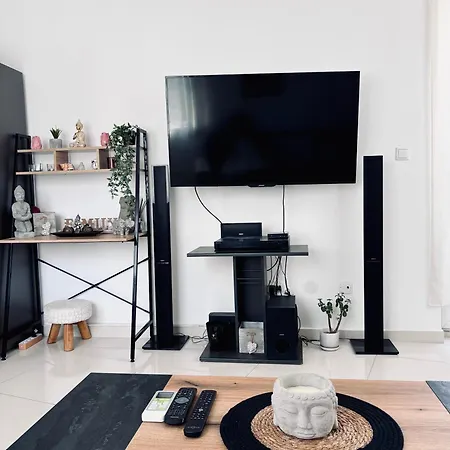 Cozy Central 1Bd Apt * Varna